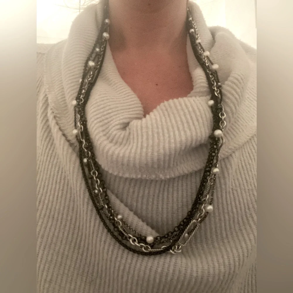 David Yurman Multistrand Quatrefoil Necklace with Onyx and Cultured White Pearls - Picture 3 of 9